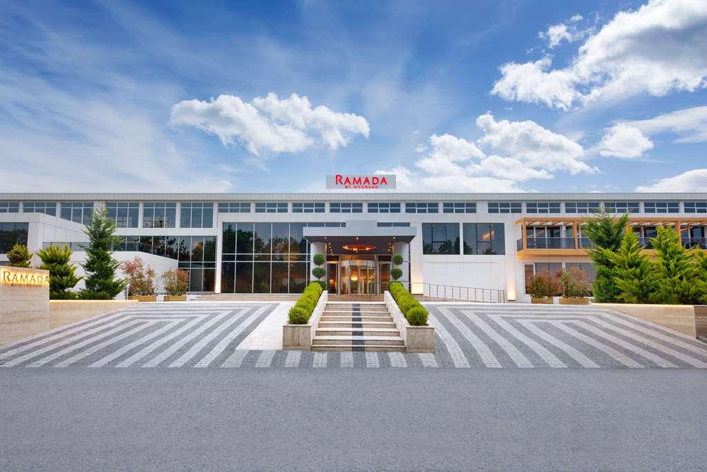 Ramada Sile